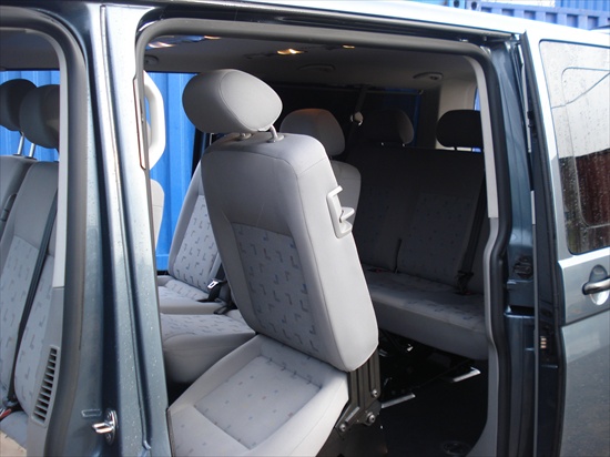 Volkswagen Shuttle LWB SE Estate car