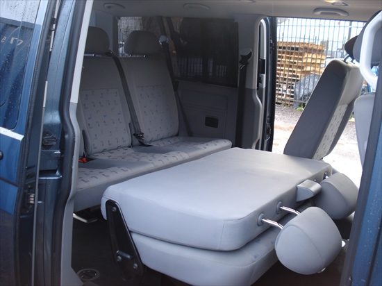 Volkswagen Shuttle LWB SE Estate car